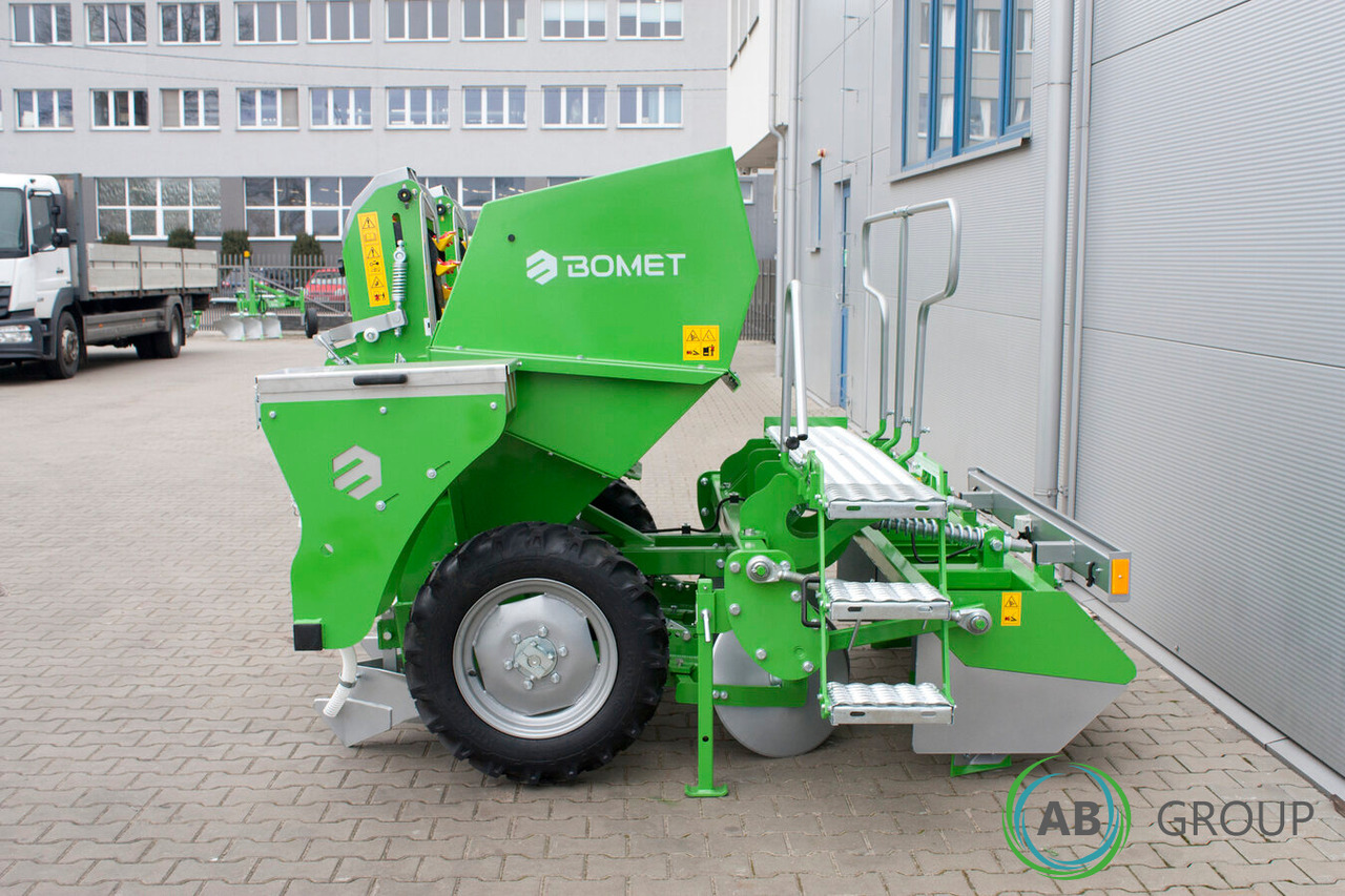 Bomet Gemini S339/1 two-row potato planter (inter-row width: 75 - 90 cm) - Maşină de plantat cartofi: Foto 3 Bomet Gemini S339/1 two-row potato planter (inter-row width: 75 - 90 cm) - Maşină de plantat cartofi: Foto 3
