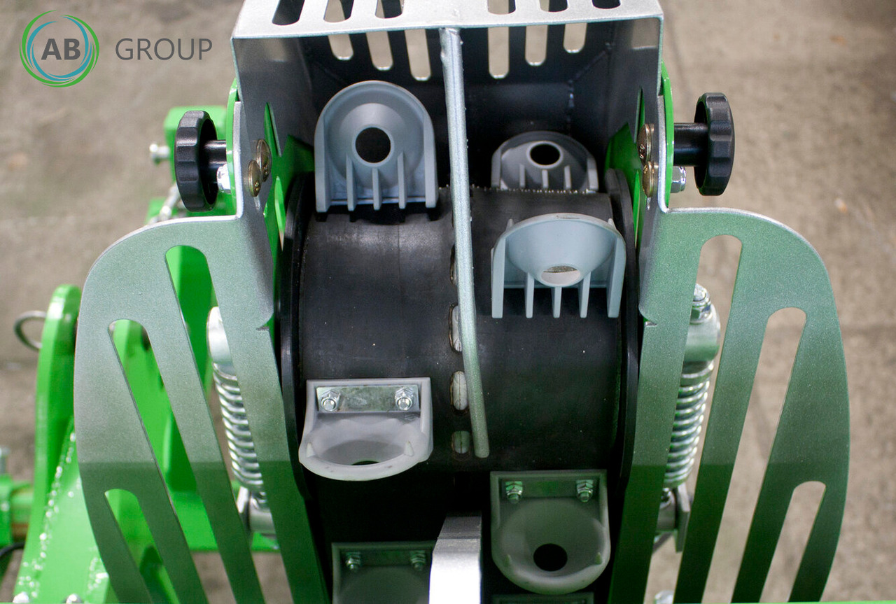 Bomet Gemini S339 two-row potato planter (inter-row width: 67.5 - 80 cm) - Maşină de plantat cartofi: Foto 3 Bomet Gemini S339 two-row potato planter (inter-row width: 67.5 - 80 cm) - Maşină de plantat cartofi: Foto 3