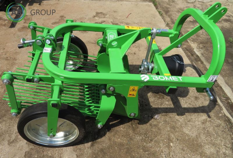 Bomet Ursa Z655/1 vibrating potato digger with rear discharge – available immediately - Combină de recoltat cartofi: Foto 2 Bomet Ursa Z655/1 vibrating potato digger with rear discharge – available immediately - Combină de recoltat cartofi: Foto 2
