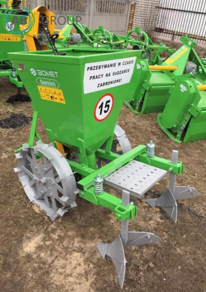 Bomet single-row potato planter Gemini S 239/2 - Maşină de plantat cartofi: Foto 4 Bomet single-row potato planter Gemini S 239/2 - Maşină de plantat cartofi: Foto 4