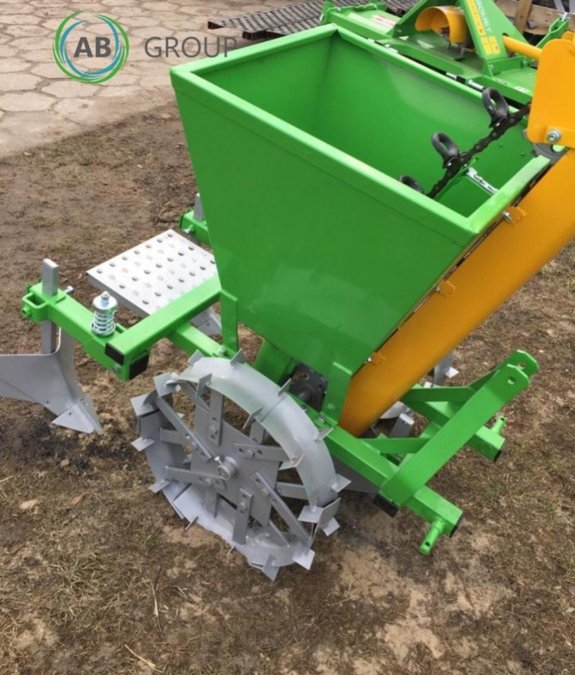 Bomet single-row potato planter Gemini S 239/2 - Maşină de plantat cartofi: Foto 2 Bomet single-row potato planter Gemini S 239/2 - Maşină de plantat cartofi: Foto 2