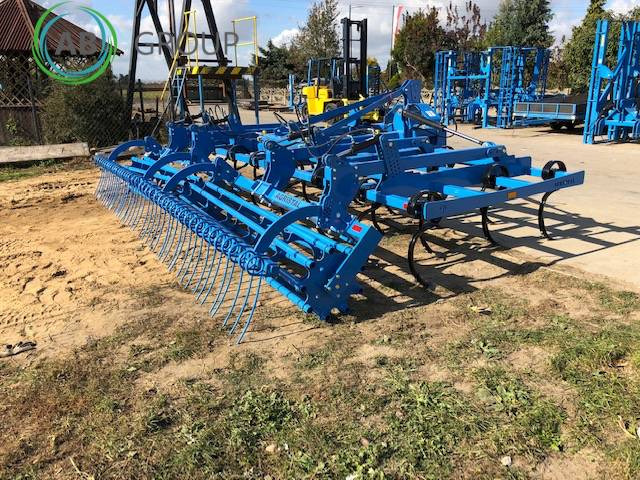 Cultivator and stubble cultivator hydraulically folded 5 m Agristal KUŚ - Cultivator: Foto 3 Cultivator and stubble cultivator hydraulically folded 5 m Agristal KUŚ - Cultivator: Foto 3