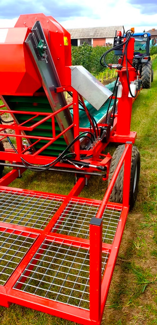 FMS KUREK ADRIAN Stone Fruit Harvester 6m - Combină agricola: Foto 5 FMS KUREK ADRIAN Stone Fruit Harvester 6m - Combină agricola: Foto 5