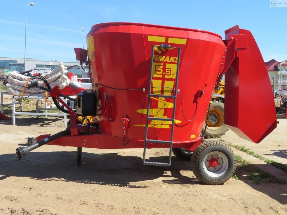 Fimaks Vertical Mixer feeder 5,5 m3 - Remorcă distribuit furaje: Foto 1 Fimaks Vertical Mixer feeder 5,5 m3 - Remorcă distribuit furaje: Foto 1