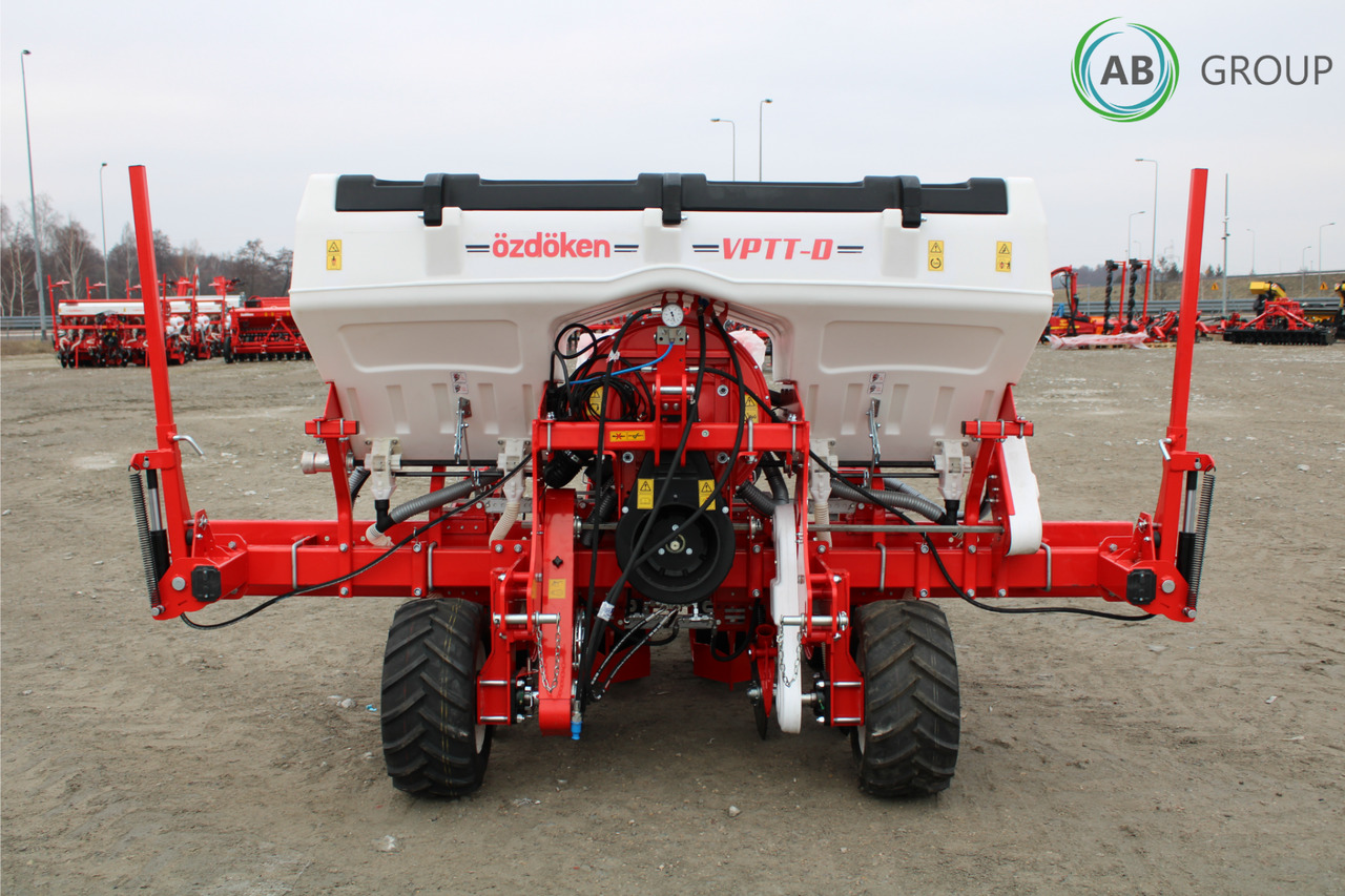Four-row pneumatic precision seeder with depth fertilization Ozdoken VPTT - Semănătoare de precizie: Foto 2 Four-row pneumatic precision seeder with depth fertilization Ozdoken VPTT - Semănătoare de precizie: Foto 2