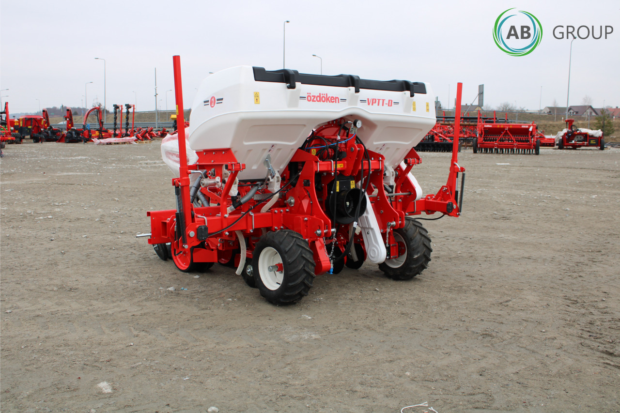 Four-row pneumatic precision seeder with depth fertilization Ozdoken VPTT - Semănătoare de precizie: Foto 1 Four-row pneumatic precision seeder with depth fertilization Ozdoken VPTT - Semănătoare de precizie: Foto 1