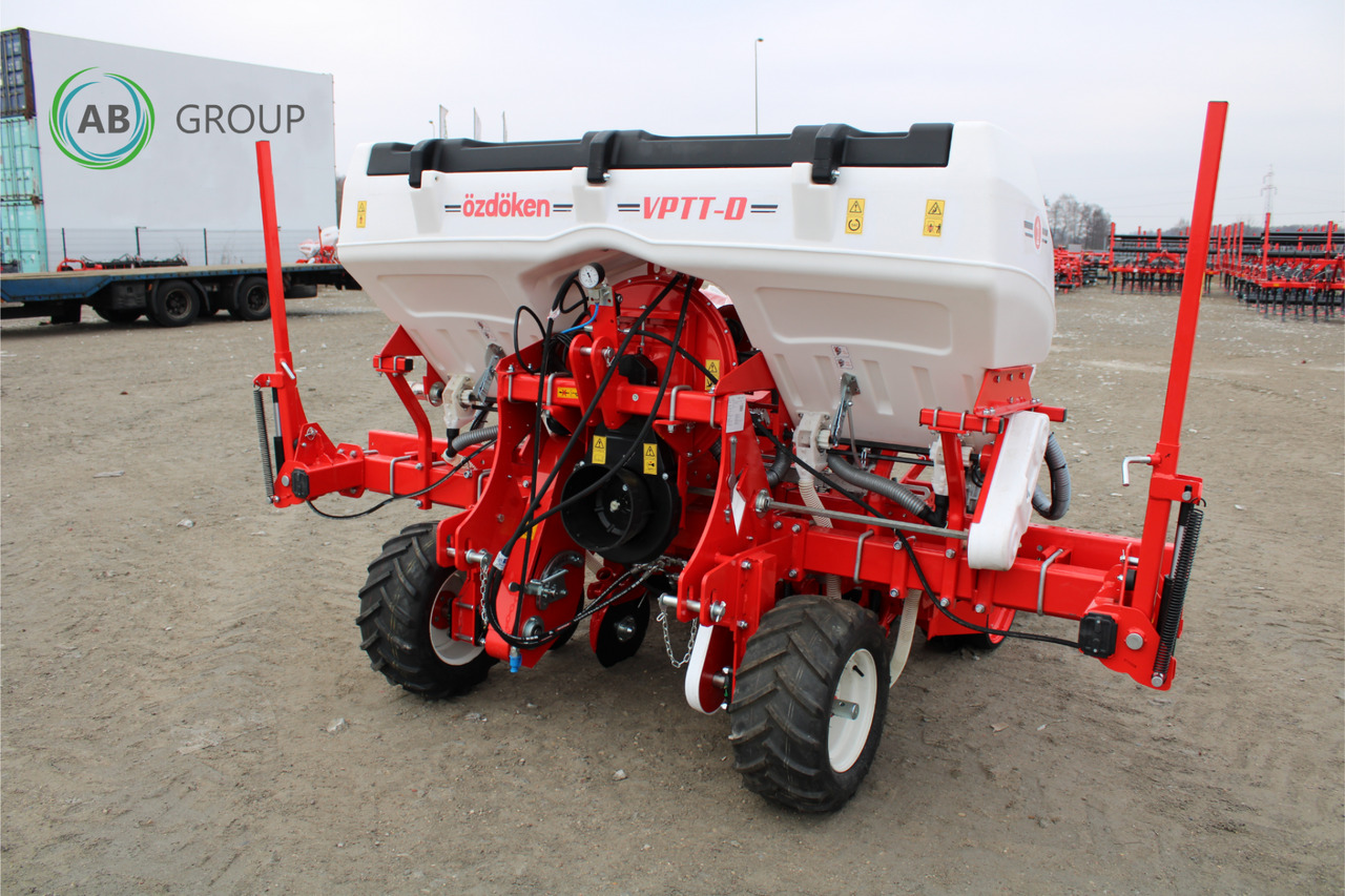 Four-row pneumatic precision seeder with depth fertilization Ozdoken VPTT - Semănătoare de precizie: Foto 3 Four-row pneumatic precision seeder with depth fertilization Ozdoken VPTT - Semănătoare de precizie: Foto 3