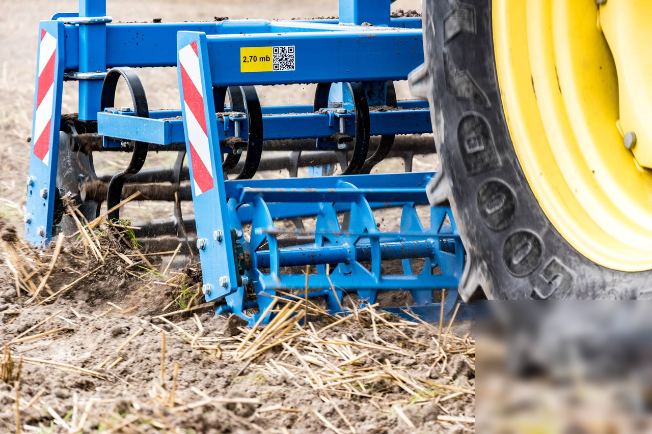 Inter-Tech cultivating and sowing unit 2.7m BAU01 - Cultivator: Foto 3 Inter-Tech cultivating and sowing unit 2.7m BAU01 - Cultivator: Foto 3