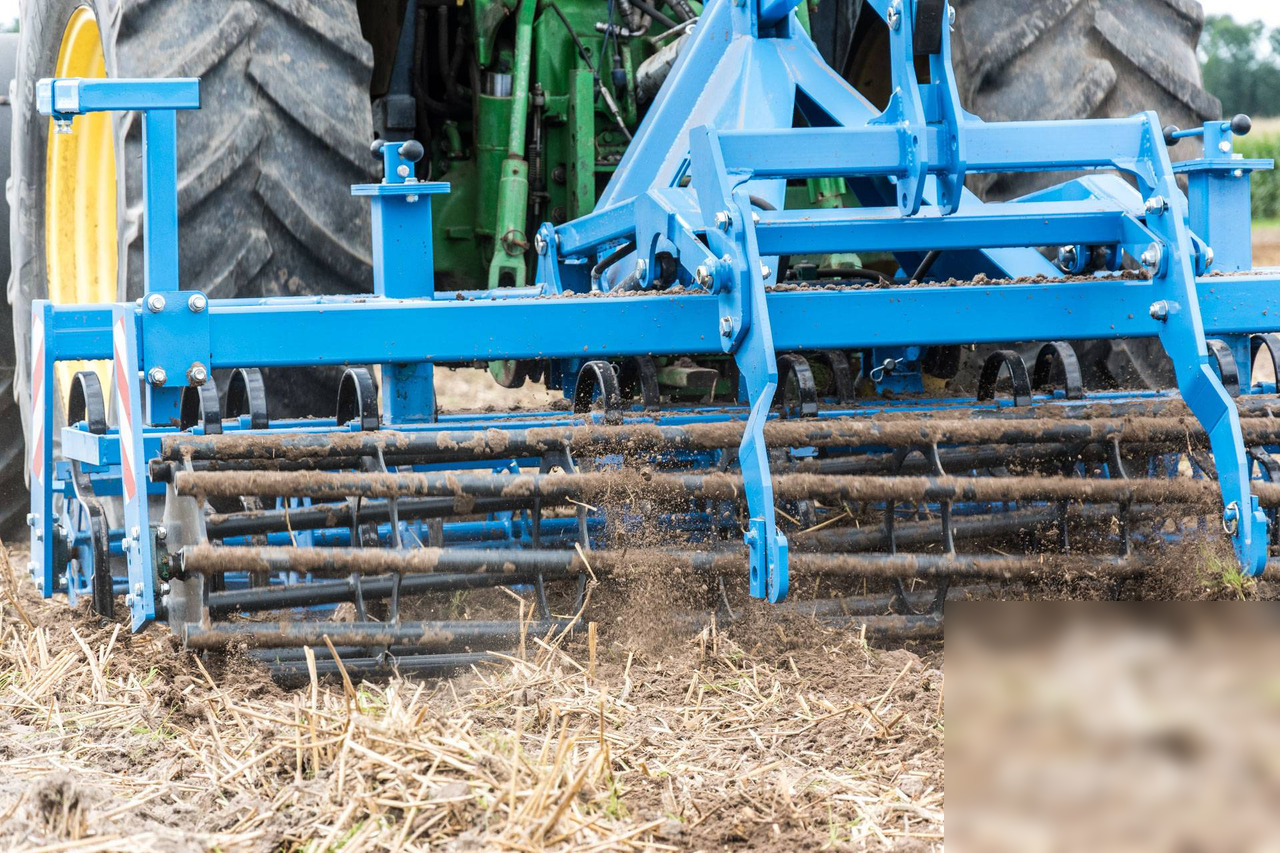 Inter-Tech cultivating and sowing unit 2.7m BAU01 - Cultivator: Foto 4 Inter-Tech cultivating and sowing unit 2.7m BAU01 - Cultivator: Foto 4