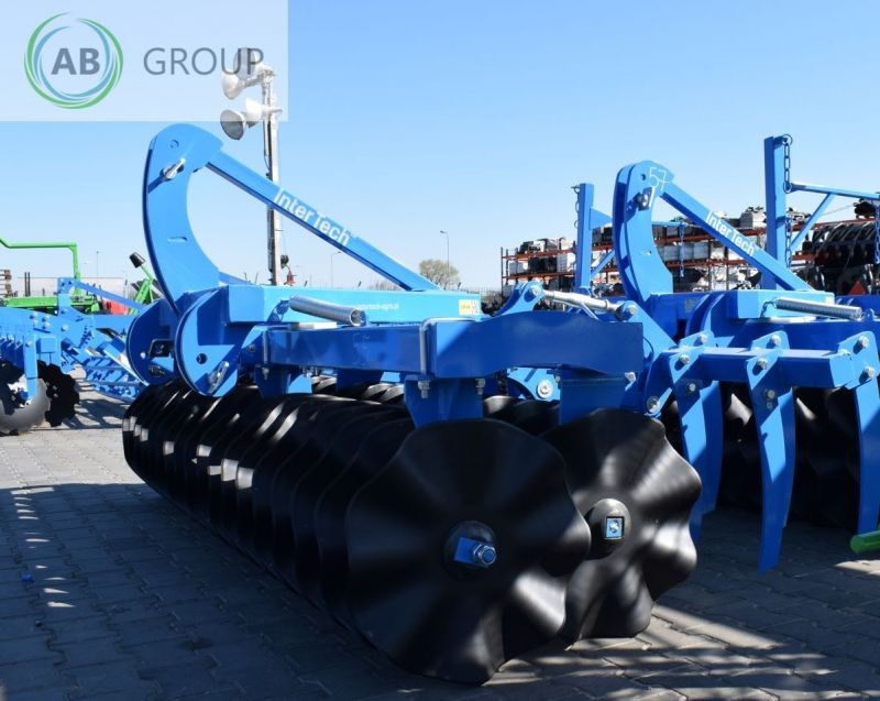 Inter-Tech front disc 3.0m with drag - Grapă cu discuri: Foto 4 Inter-Tech front disc 3.0m with drag - Grapă cu discuri: Foto 4