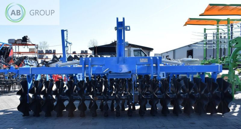 Inter-Tech front disc 3.0m with drag - Grapă cu discuri: Foto 5 Inter-Tech front disc 3.0m with drag - Grapă cu discuri: Foto 5