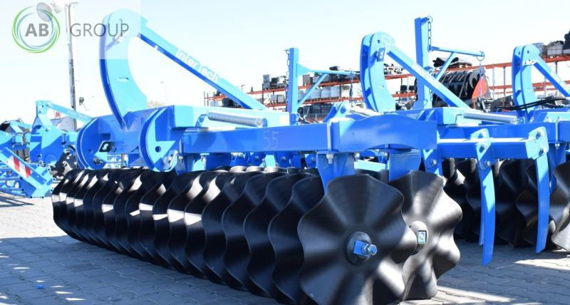 Inter-Tech front disc 3.0m with drag - Grapă cu discuri: Foto 2 Inter-Tech front disc 3.0m with drag - Grapă cu discuri: Foto 2