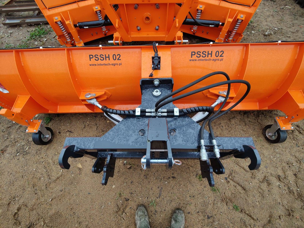 Inter-tech Snow plough 2,6m straight - ON STOCK - Plug zapada pentru Utilaje agricole: Foto 3 Inter-tech Snow plough 2,6m straight - ON STOCK - Plug zapada pentru Utilaje agricole: Foto 3