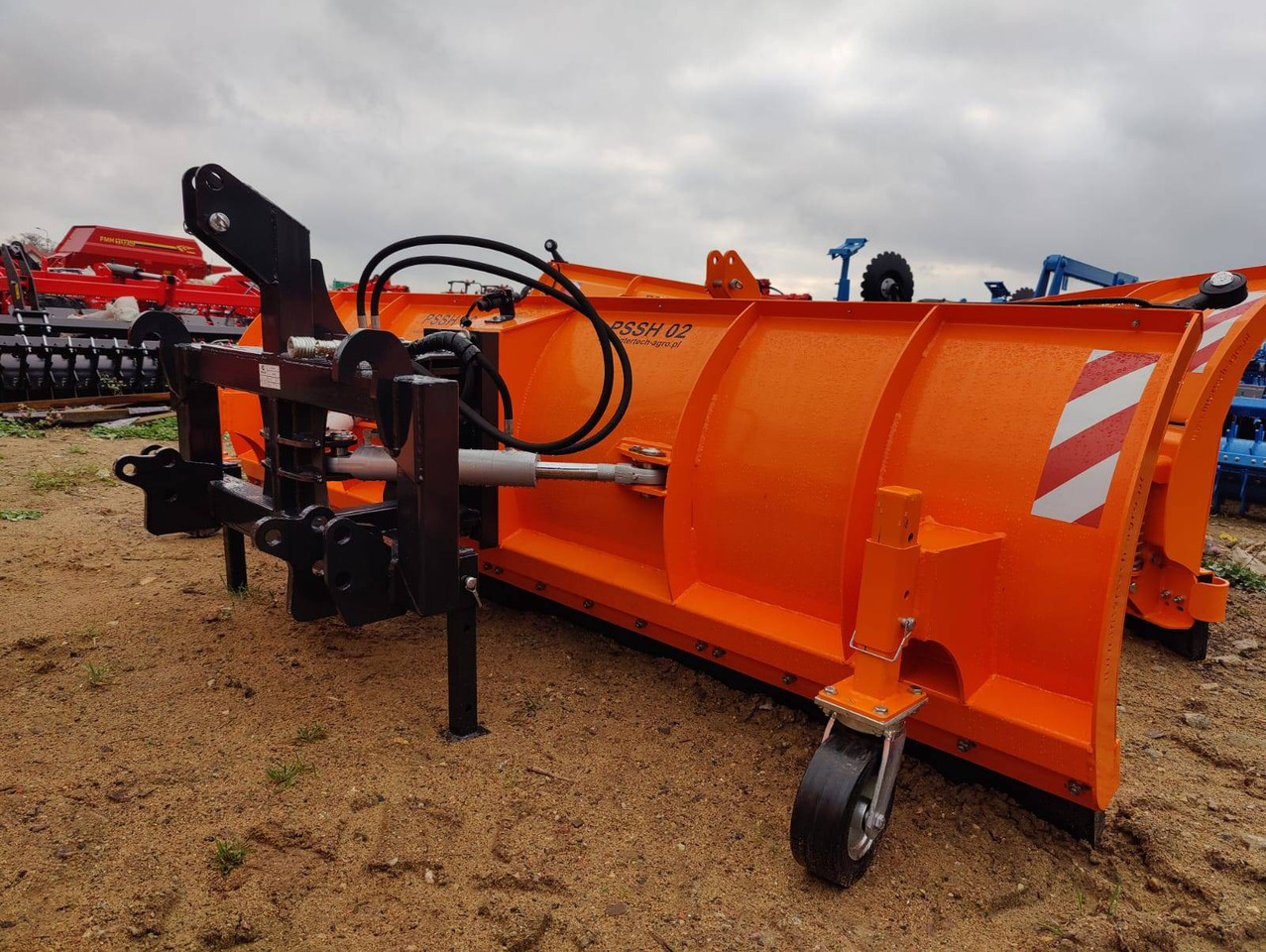 Inter-tech Snow plough 2,6m straight - ON STOCK - Plug zapada pentru Utilaje agricole: Foto 4 Inter-tech Snow plough 2,6m straight - ON STOCK - Plug zapada pentru Utilaje agricole: Foto 4