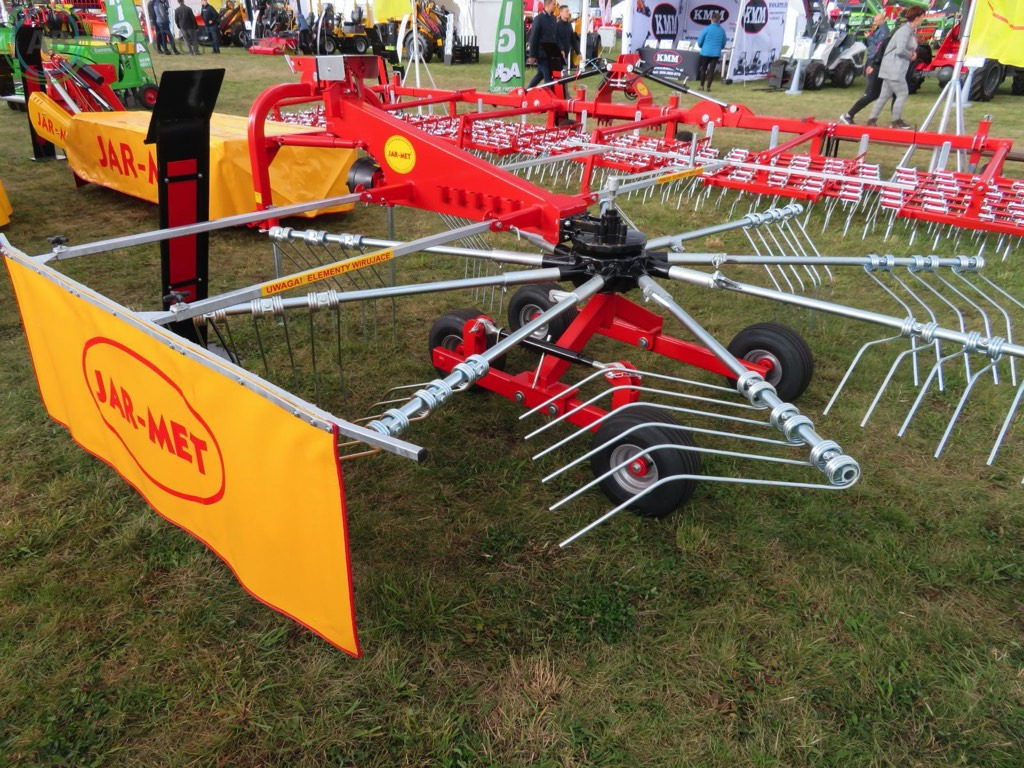 Jar-Met tandem rotary rake Z206, 3,5m - Maşină de întors fânul: Foto 1 Jar-Met tandem rotary rake Z206, 3,5m - Maşină de întors fânul: Foto 1