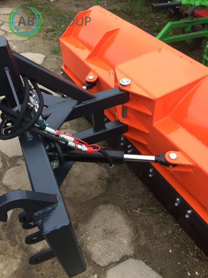 Metal-Technik straight snow plow 2m - Plug zapada pentru Utilaje agricole: Foto 2 Metal-Technik straight snow plow 2m - Plug zapada pentru Utilaje agricole: Foto 2