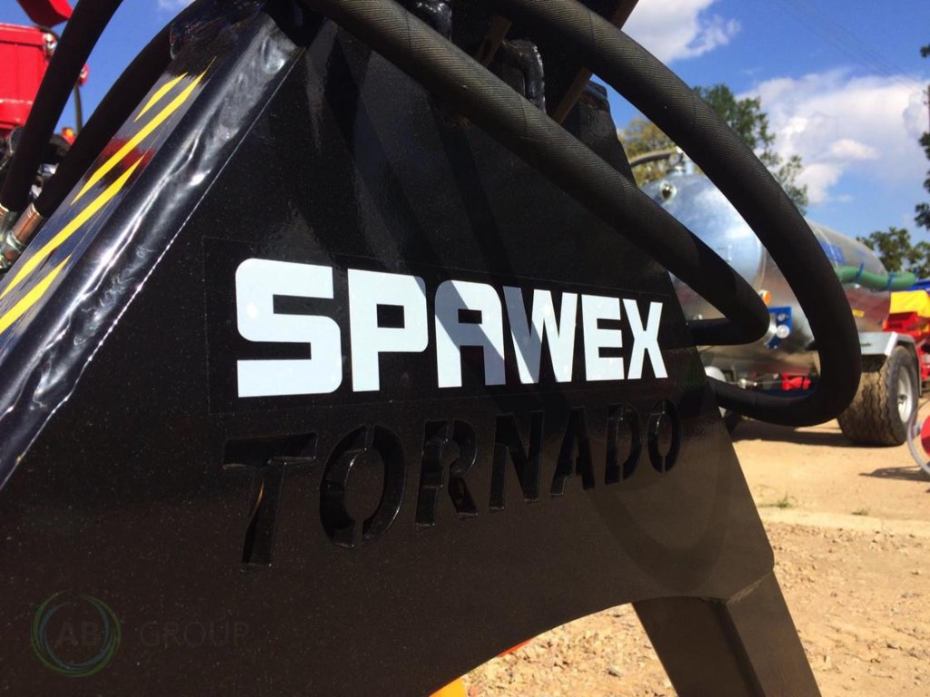 Spawex silage roller Tornado - Utilaje pentru fân: Foto 4 Spawex silage roller Tornado - Utilaje pentru fân: Foto 4