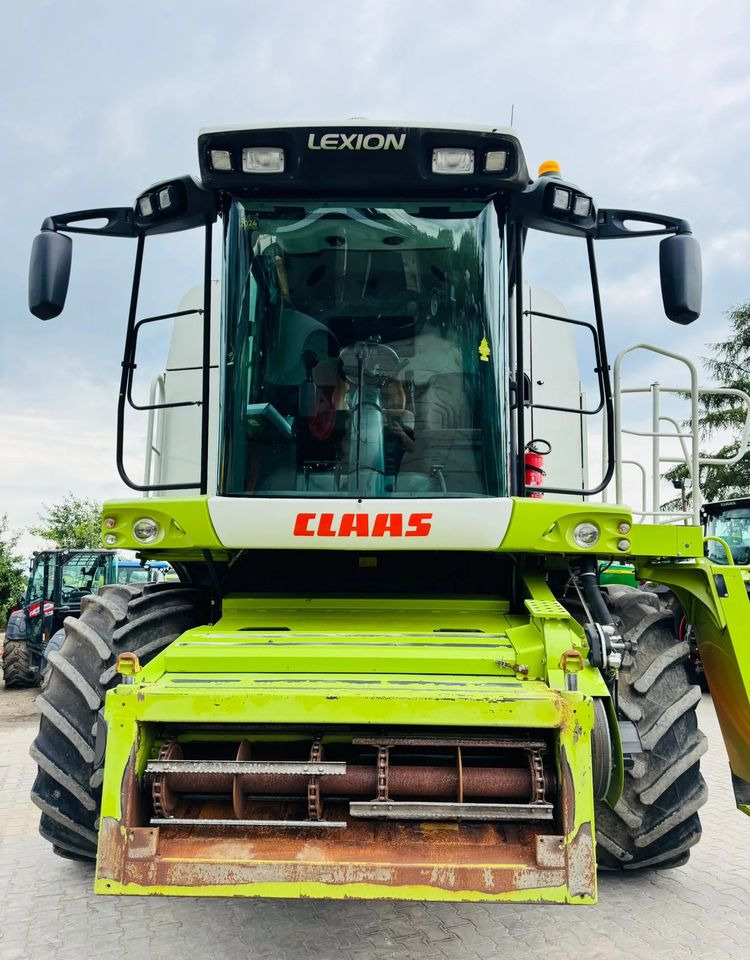 Combină de recoltat cereale Claas Lexion 550: Foto 9