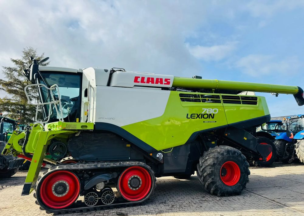 Claas Lexion 780 TT - Combină de recoltat cereale: Foto 1 Claas Lexion 780 TT - Combină de recoltat cereale: Foto 1