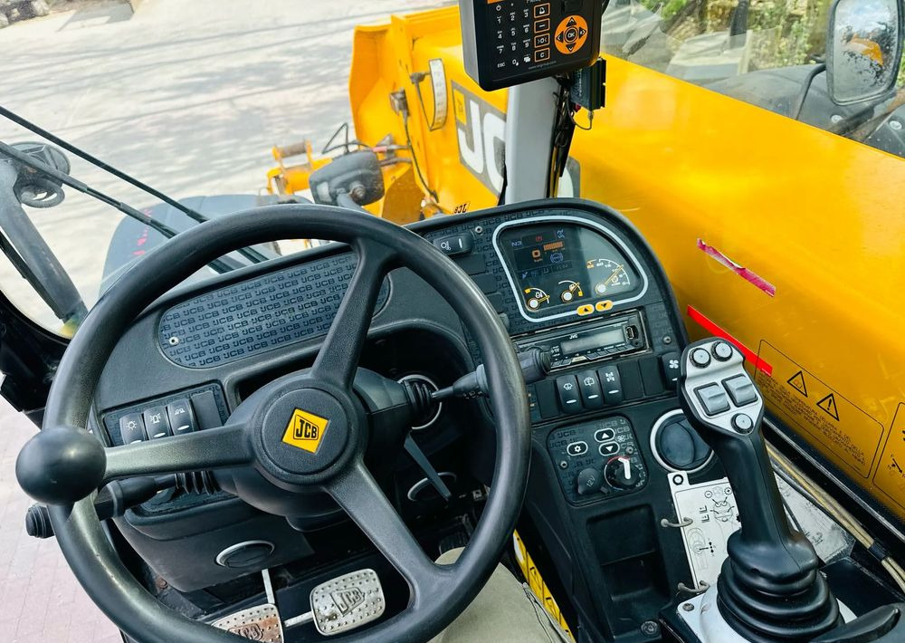 Leasing de  JCB 550-80 Agri Plus JCB 550-80 Agri Plus: Foto 16