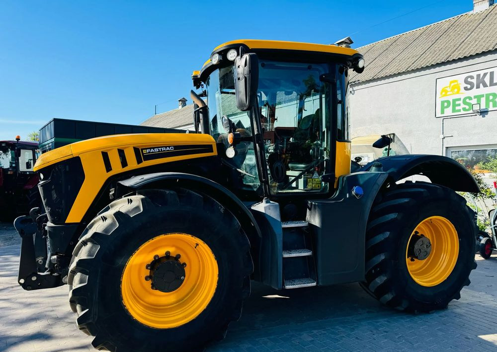 JCB Fastrac 4220 - Tractor agricol: Foto 1 JCB Fastrac 4220 - Tractor agricol: Foto 1