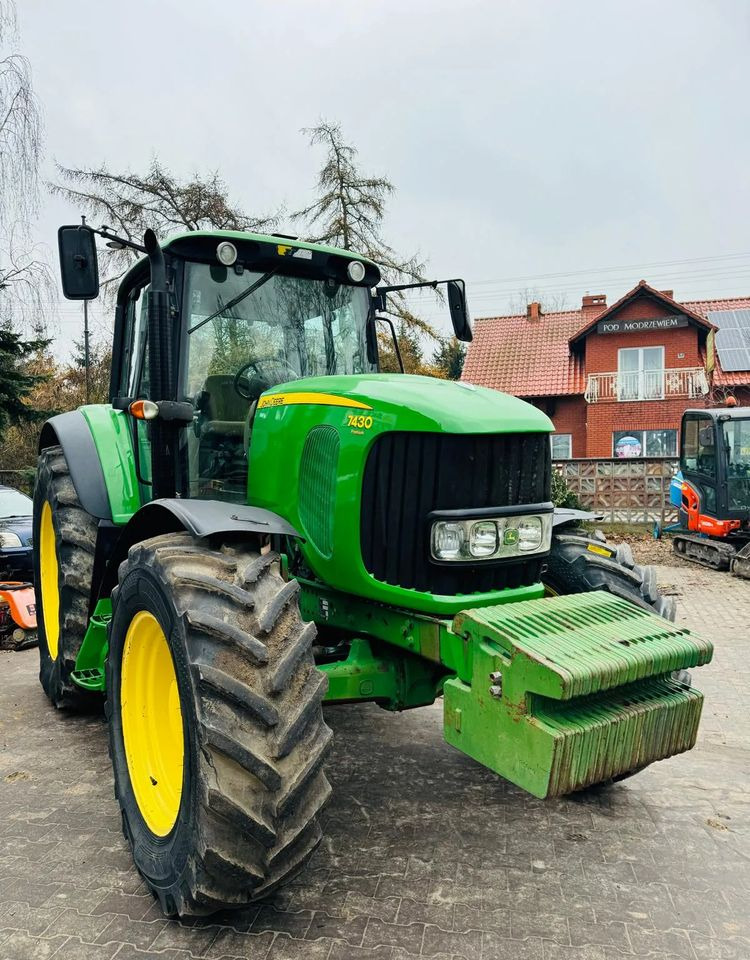 John Deere 7430 Premium - Tractor agricol: Foto 2 John Deere 7430 Premium - Tractor agricol: Foto 2