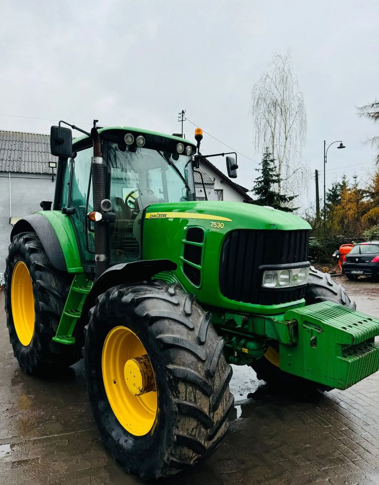 John Deere 7530 PREMIUM - Tractor agricol: Foto 3 John Deere 7530 PREMIUM - Tractor agricol: Foto 3