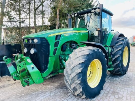 John Deere 8130 - Tractor agricol: Foto 2 John Deere 8130 - Tractor agricol: Foto 2
