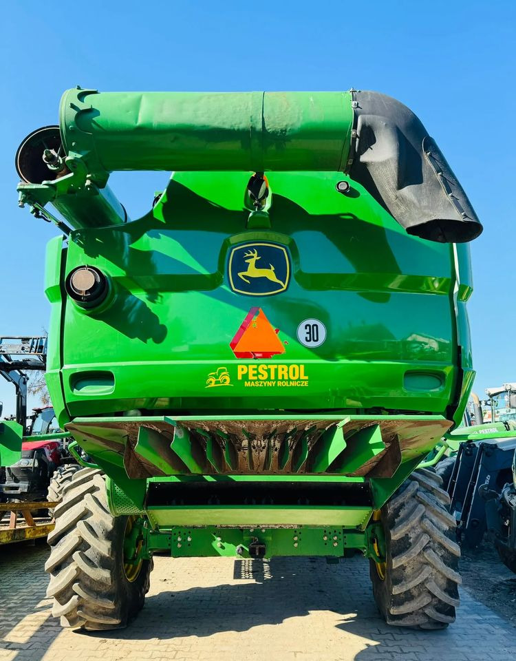 Combină de recoltat cereale John Deere S660i: Foto 9