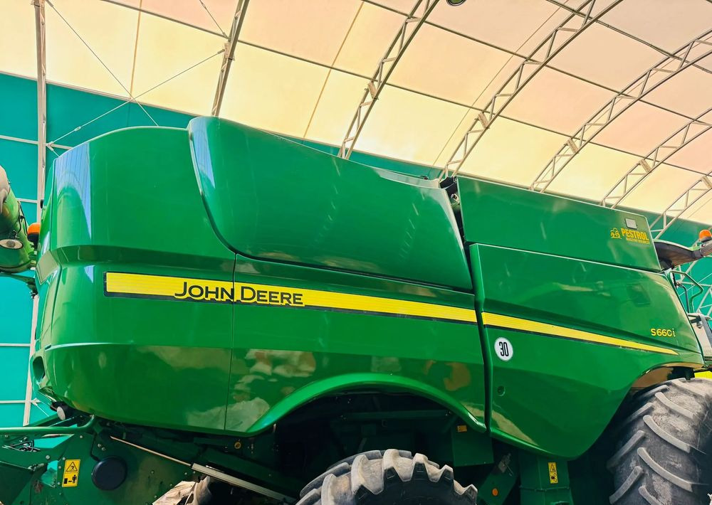 Combină de recoltat cereale John Deere S660i: Foto 10