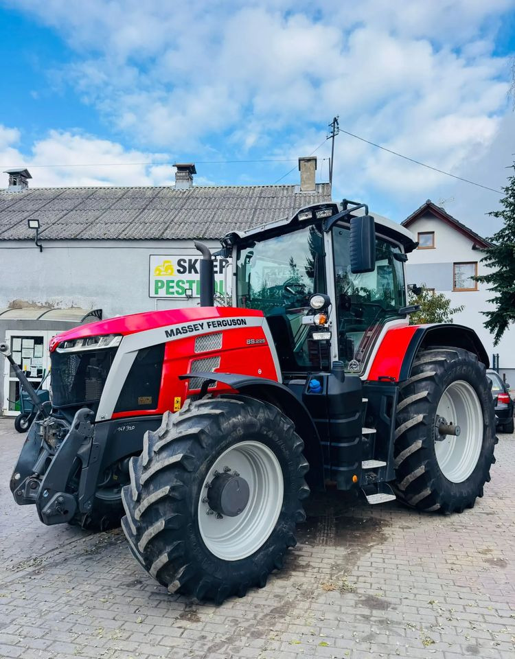 Massey Ferguson 8S.225 - Tractor agricol: Foto 1 Massey Ferguson 8S.225 - Tractor agricol: Foto 1