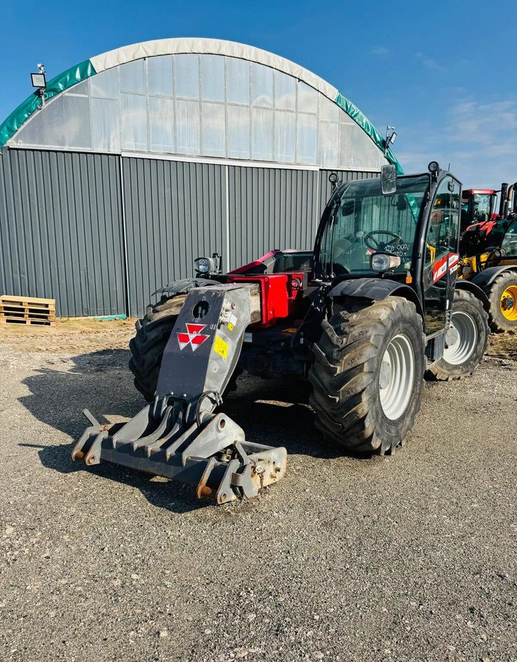 Massey Ferguson TH 70.38 - Stivuitor telescopic: Foto 1 Massey Ferguson TH 70.38 - Stivuitor telescopic: Foto 1