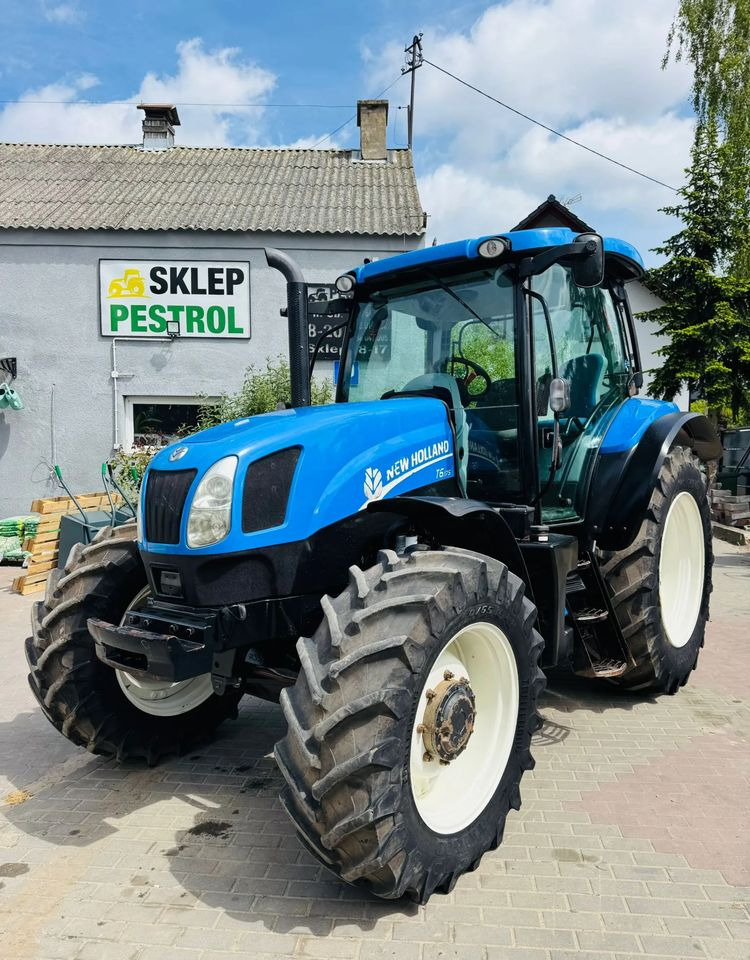 New Holland T6.175 - Tractor agricol: Foto 4 New Holland T6.175 - Tractor agricol: Foto 4