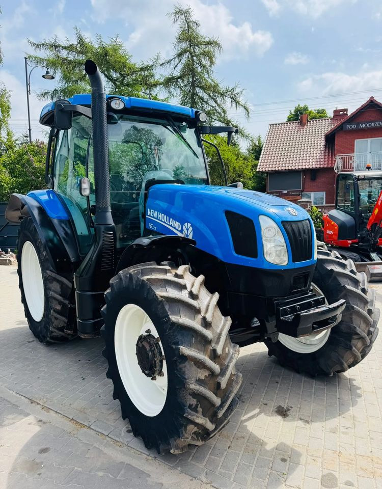 New Holland T6.175 - Tractor agricol: Foto 1 New Holland T6.175 - Tractor agricol: Foto 1