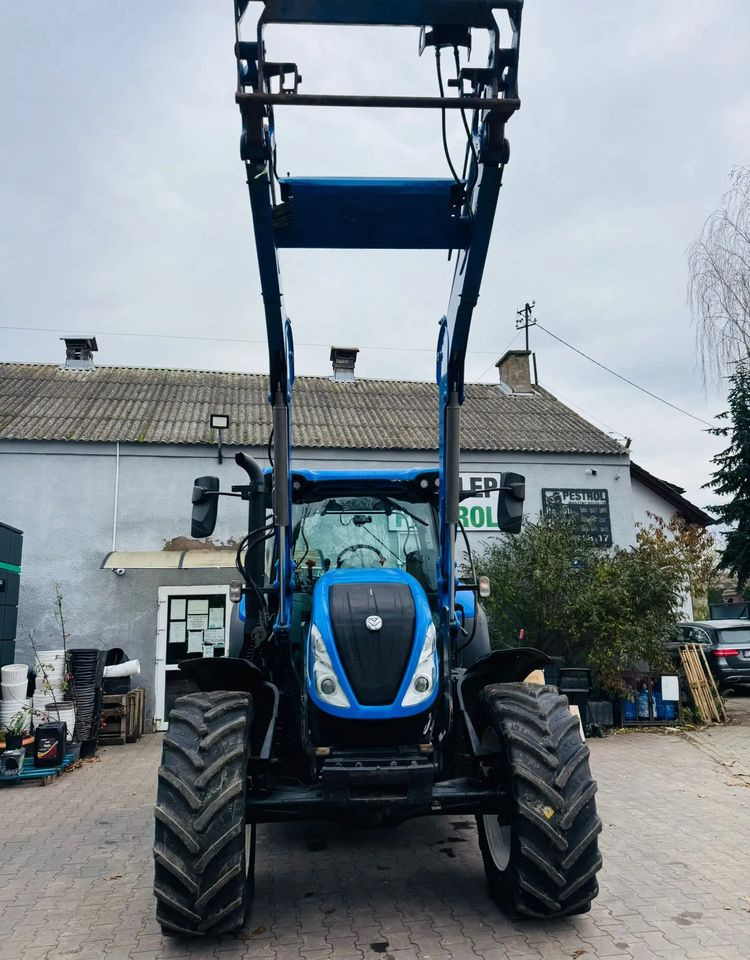 New Holland T6.180 - Tractor agricol: Foto 3 New Holland T6.180 - Tractor agricol: Foto 3