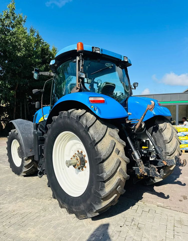 New Holland T7030 - Tractor agricol: Foto 3 New Holland T7030 - Tractor agricol: Foto 3