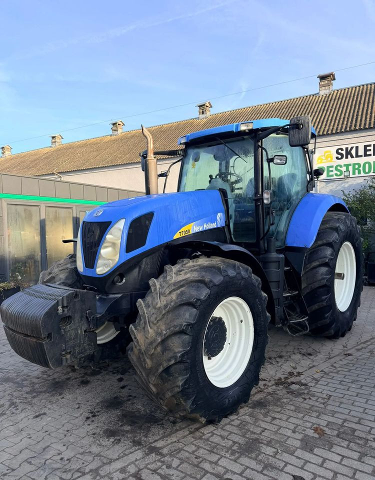 New Holland T7050 - Tractor agricol: Foto 2 New Holland T7050 - Tractor agricol: Foto 2
