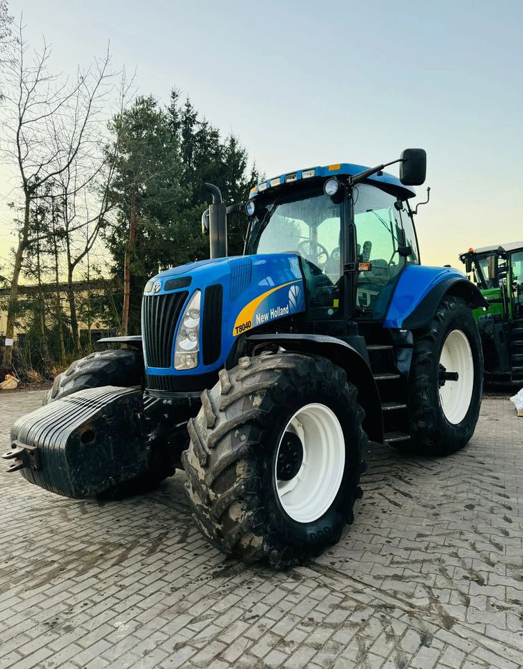 New Holland T8040 - Tractor agricol: Foto 3 New Holland T8040 - Tractor agricol: Foto 3