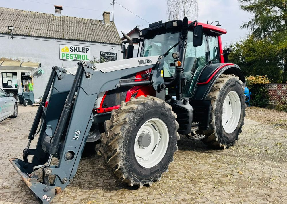 Valtra N123 HiTech - Tractor agricol: Foto 3 Valtra N123 HiTech - Tractor agricol: Foto 3