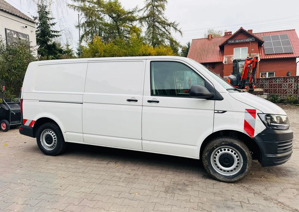 Volkswagen Transporter T6 - Dubă: Foto 3 Volkswagen Transporter T6 - Dubă: Foto 3