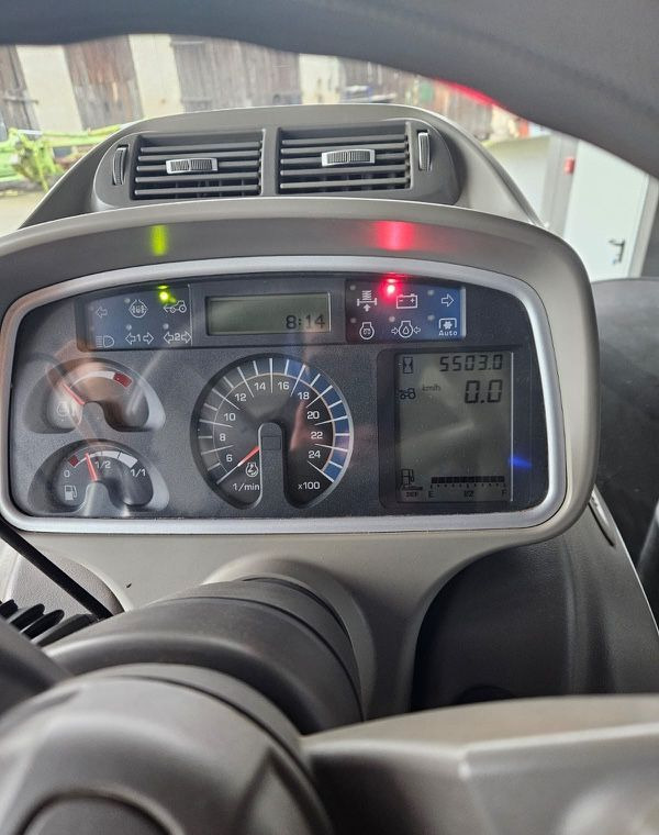 Deutz-Fahr Agrotron Warrior 7250TTV - Tractor agricol: Foto 4 Deutz-Fahr Agrotron Warrior 7250TTV - Tractor agricol: Foto 4