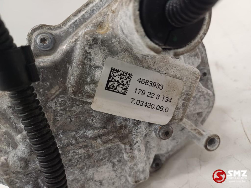 Caterpillar Back pressure valve Caterpillar - Motor şi piese pentru Stivuitor: Foto 5 Caterpillar Back pressure valve Caterpillar - Motor şi piese pentru Stivuitor: Foto 5