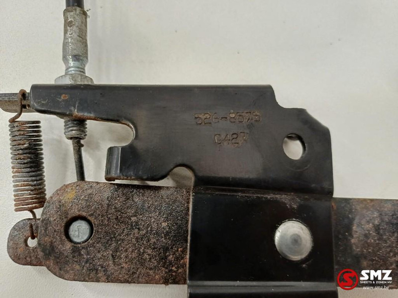 Caterpillar Cabin door lever + cable Caterpillar - Uşă și piese pentru Camion: Foto 5 Caterpillar Cabin door lever + cable Caterpillar - Uşă și piese pentru Camion: Foto 5