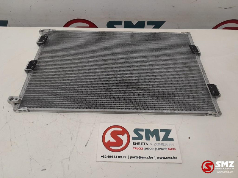 Caterpillar Condenser Caterpillar - Sistem de răcire pentru Stivuitor: Foto 2 Caterpillar Condenser Caterpillar - Sistem de răcire pentru Stivuitor: Foto 2
