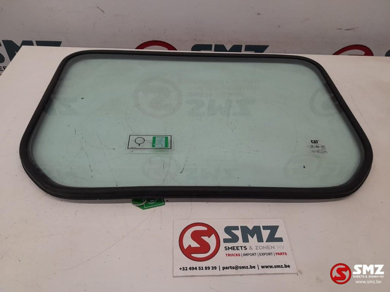 Caterpillar Glass rear Caterpillar - Fereastră și piese pentru Stivuitor: Foto 1 Caterpillar Glass rear Caterpillar - Fereastră și piese pentru Stivuitor: Foto 1