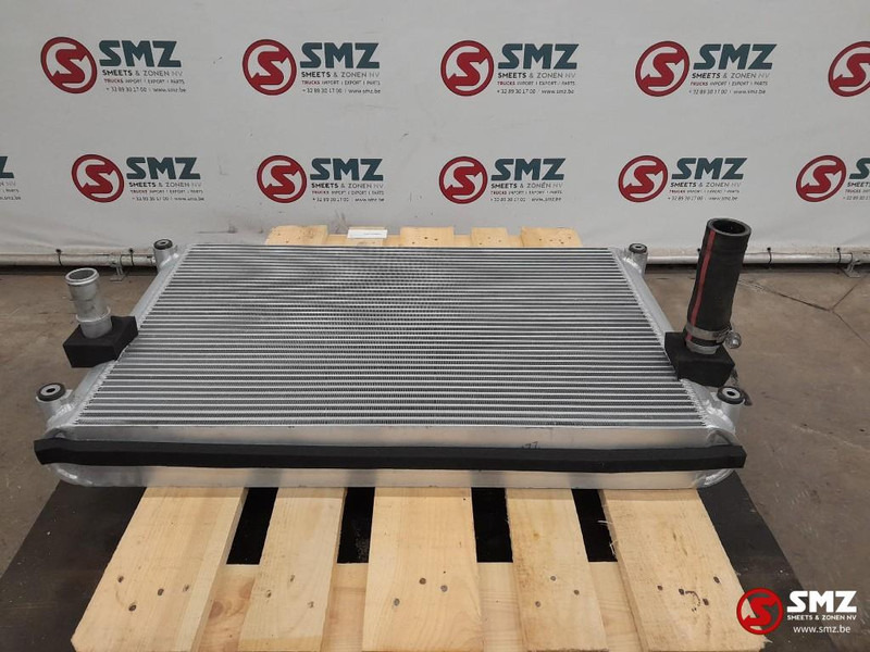Caterpillar Radiator + hydraulic oil cooler Caterpillar - Radiator pentru Stivuitor: Foto 2 Caterpillar Radiator + hydraulic oil cooler Caterpillar - Radiator pentru Stivuitor: Foto 2