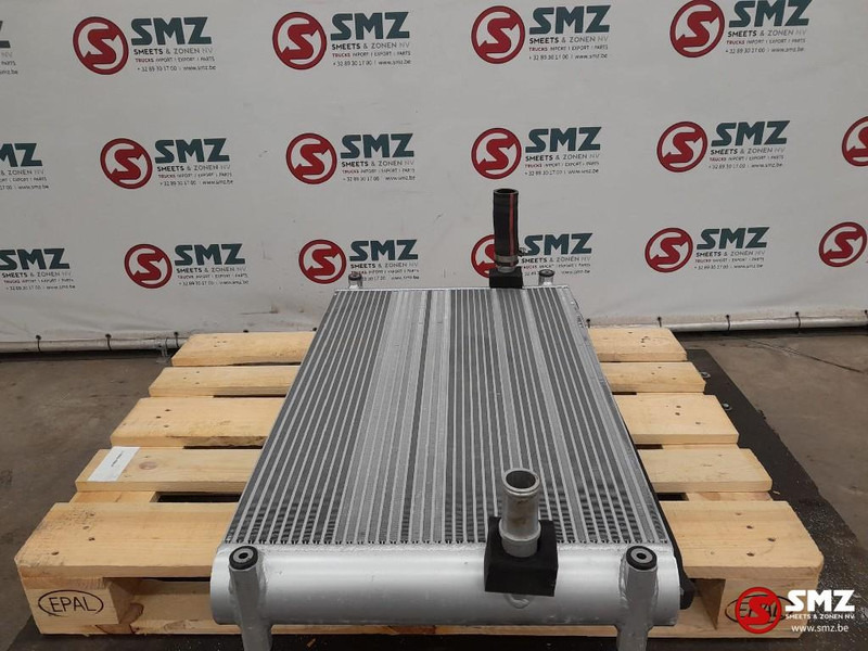 Caterpillar Radiator + hydraulic oil cooler Caterpillar - Radiator pentru Stivuitor: Foto 4 Caterpillar Radiator + hydraulic oil cooler Caterpillar - Radiator pentru Stivuitor: Foto 4