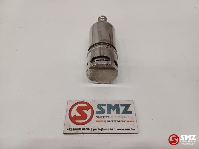 Caterpillar Refueling valve Caterpillar - Sistem de alimentare combustibil pentru Stivuitor: Foto 3 Caterpillar Refueling valve Caterpillar - Sistem de alimentare combustibil pentru Stivuitor: Foto 3