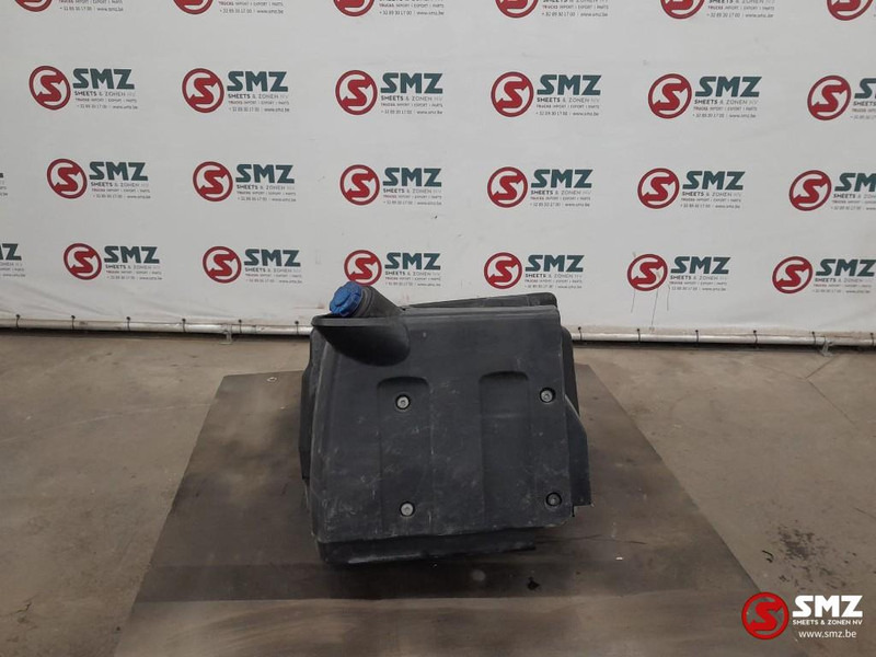 DAF Occ AdBluetank 90L DAF - Sistem de alimentare combustibil pentru Camion: Foto 3 DAF Occ AdBluetank 90L DAF - Sistem de alimentare combustibil pentru Camion: Foto 3