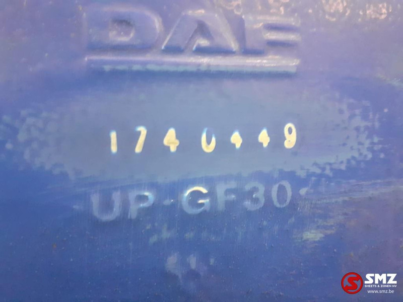 DAF Occ cabinespoiler links DAF - Aerodinamică/ Spoiler pentru Camion: Foto 3 DAF Occ cabinespoiler links DAF - Aerodinamică/ Spoiler pentru Camion: Foto 3